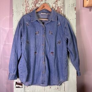 Women’s vintage Basic Editions blue denim floral button up long sleeve shirt